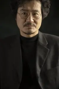 Фото  (Yoo Seung-il)