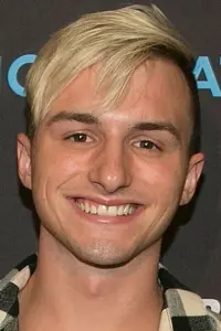 Фото  (Lucas Cruikshank)