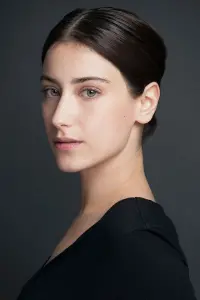 Фото  (Hazal Kaya)