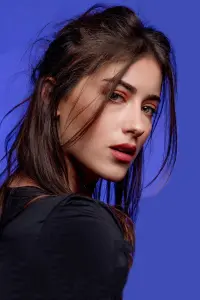 Фото  (Hazal Kaya)