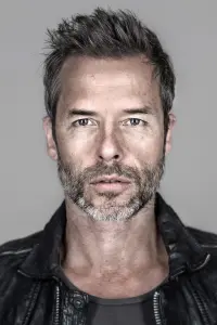Фото Гай Пірс (Guy Pearce)