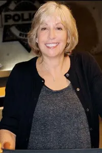 Фото  (Carol Mendelsohn)