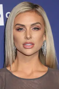 Фото Лала Кент (Lala Kent)
