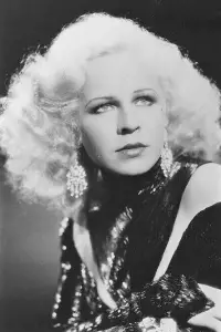 Фото  (Lyda Roberti)