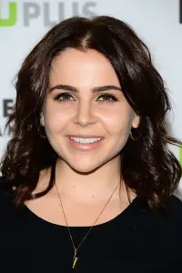 Фото Мей Вітмен (Mae Whitman)