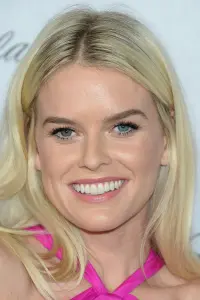 Фото Аліса Єва (Alice Eve)