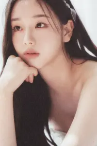 Фото  (Kim Chae-yeon)