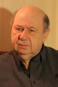 Фото  (Adrian Enescu)