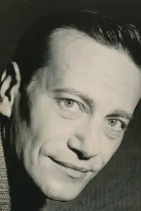 Фото  (Lester Rawlins) #324486