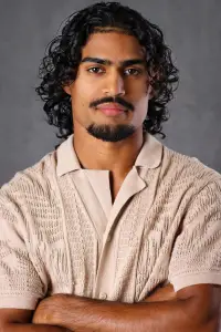 Фото  (Cameron Wambeek) #363343