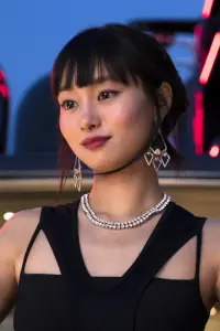 Фото Шіолі Куцуна (Shioli Kutsuna)