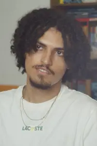 Фото  (Roger Bravo)