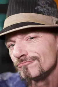 Фото  (Skully Shemwell)