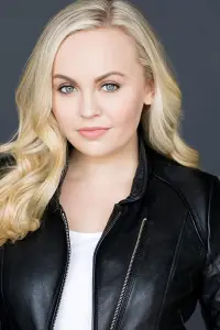 Фото  (Chelsea Rae Bernier)