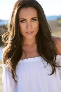 Фото Лаура Мітчелл (Laura Mitchell)