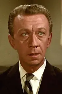 Фото Джеймс Мілхоллін (James Millhollin) #345712