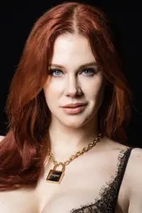 Фото Мейтленд Уорд (Maitland Ward)