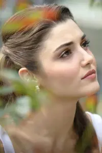 Фото  (Hande Erçel)
