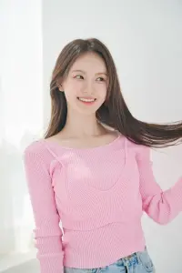 Фото  (Han Yoo-eun)