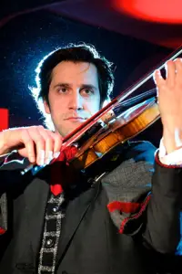 Фото  (Philip Benjamin)