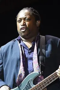 Фото  (Darryl Jones)