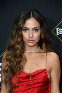 Фото Інанна Саркіс (Inanna Sarkis)