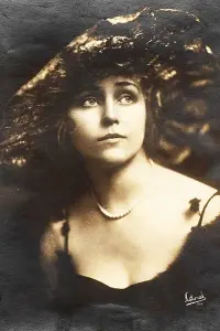 Фото  (Florence La Badie)