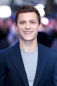Фото Том Голланд (Tom Holland)