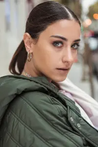 Фото  (Hazal Kaya)