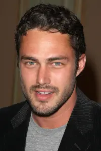 Фото Тейлор Кінні (Taylor Kinney)
