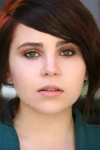 Фото Мей Вітмен (Mae Whitman)
