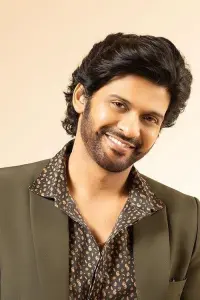 Фото  (Naveen Polishetty)