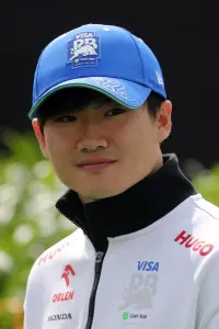 Фото  (Yuki Tsunoda)