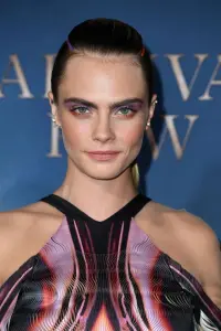 Фото Кара Делевінь (Cara Delevingne)