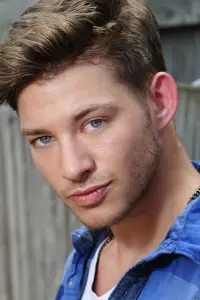 Фото  (Raymond Roberts)