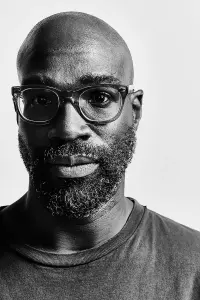 Фото Тунде Адебімпе (Tunde Adebimpe)