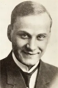 Фото  (Fraunie Fraunholz)