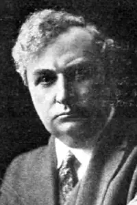 Фото  (Robert Broderick)