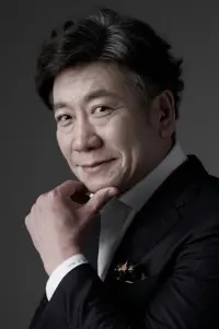 Фото  (Kim Myeong-kuk)