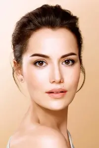 Фото  (Fahriye Evcen)