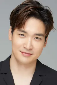 Фото  (Jung Gyu-woon)