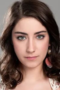 Фото  (Hazal Kaya)