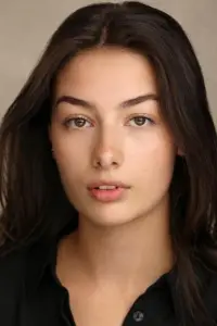 Фото  (Chantelle Roman)