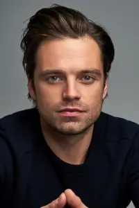 Фото Себастьян Стен (Sebastian Stan)