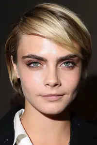 Фото Кара Делевінь (Cara Delevingne)