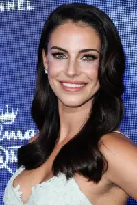 Фото Джессіка Лоундс (Jessica Lowndes)