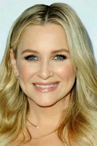 Фото Джессіка Кепшоу (Jessica Capshaw)