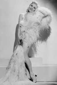 Фото  (Sally Rand)
