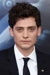 Фото Аневрин Барнард (Aneurin Barnard)