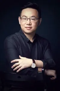 Фото  (Liang Zhenhua)
